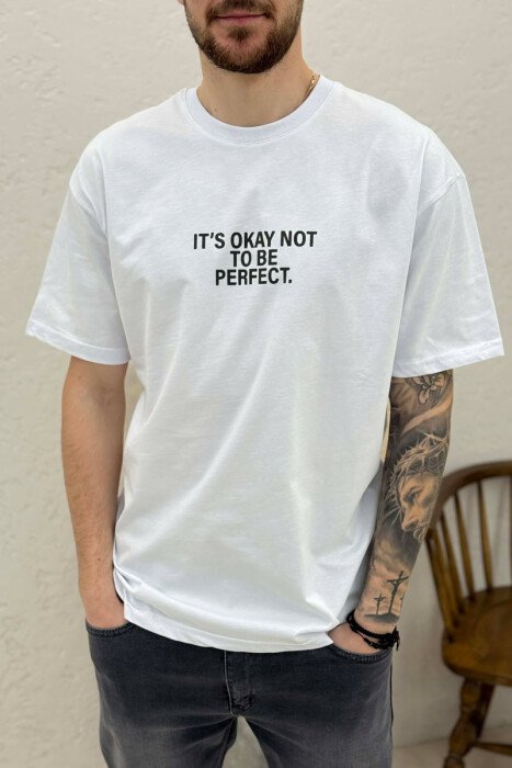 T-SHIRT ME SHKRIME PARA & PAS PER MESHKUJ NE NGJYRE TE BARDHE 