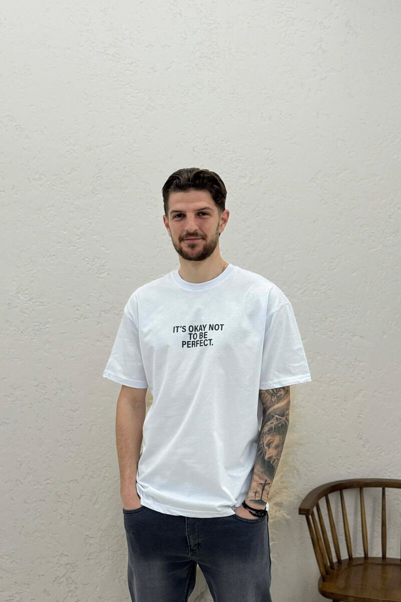 T-SHIRT ME SHKRIME PARA & PAS PER MESHKUJ NE NGJYRE TE BARDHE - 3