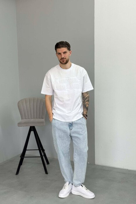 T-SHIRT ME SHKRIME PËR MESHKUJ NË NGJYRË TE BARDHE - 3