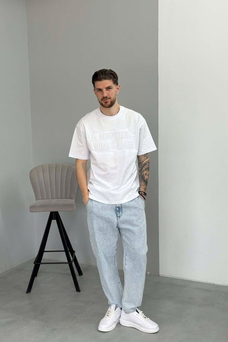 T-SHIRT ME SHKRIME PËR MESHKUJ NË NGJYRË TE BARDHE - 3