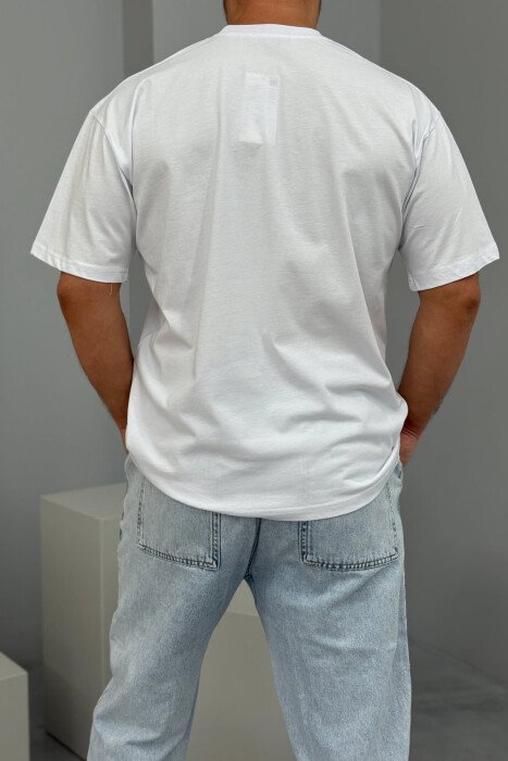 T-SHIRT ME SHKRIME PËR MESHKUJ NË NGJYRËN E BARDHË - 3