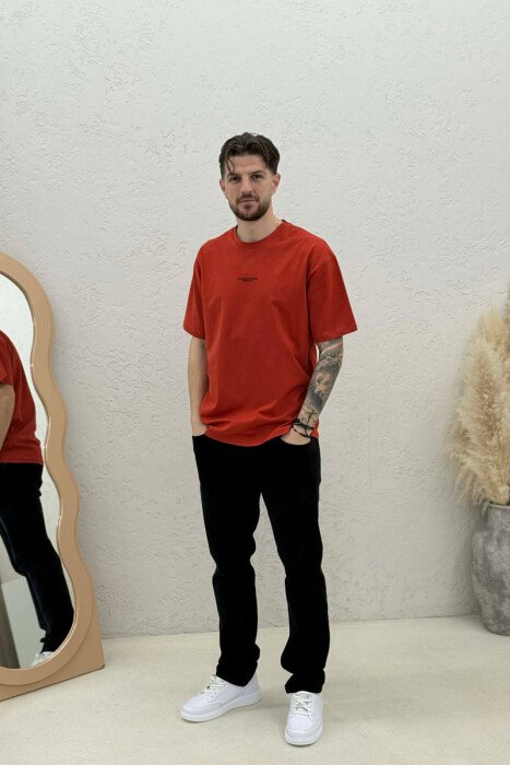 T-SHIRT ME SHKRIME PËR MESHKUJ NË NGJYRË TULLE - 3