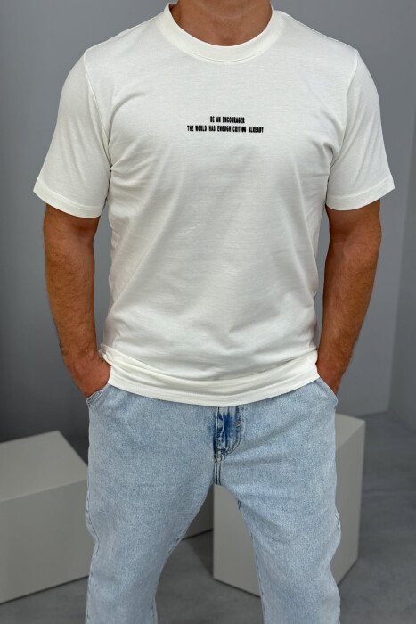 T-SHIRT ME SHKRIME PËR MESHKUJ NË NGJYRËN KREM - 2