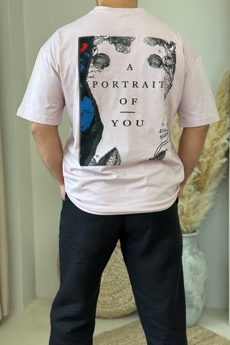 T-SHIRT ME SHKRIME PËR MESHKUJ NË NGJYRËN PUDËR - 3