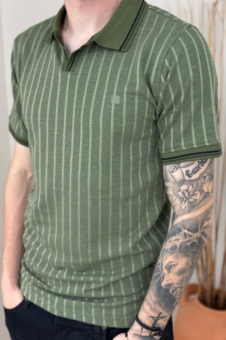 T-SHIRT ME VIJA DHE JAKE POLO PER MESHKUJ NE NGJYRE JESHILE - 4