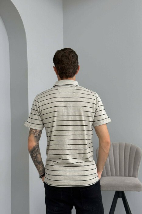 T-SHIRT ME VIJA ME JAKE POLO PER MESHKUJ NE NGJYRE GRI TE ZBARDHUR - 2