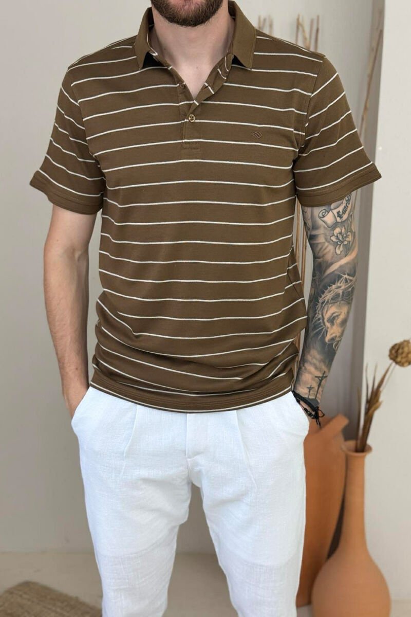 T-SHIRT ME VIJA ME JAKE POLO PER MESHKUJ NE NGJYRE KAFE - 2