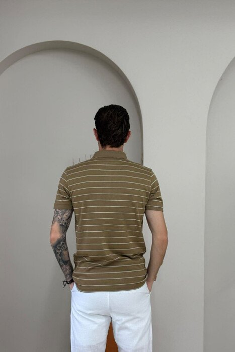 T-SHIRT ME VIJA ME JAKE POLO PER MESHKUJ NE NGJYRE KAFE TE ZBARDHUR - 3