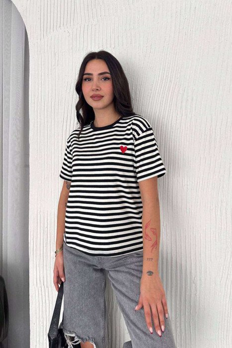 T-SHIRT ME VIJA ME LOGON E ZEMRËS PËR FEMRA NË NGJYRËN E BARDHË DHE TË ZEZË - 4
