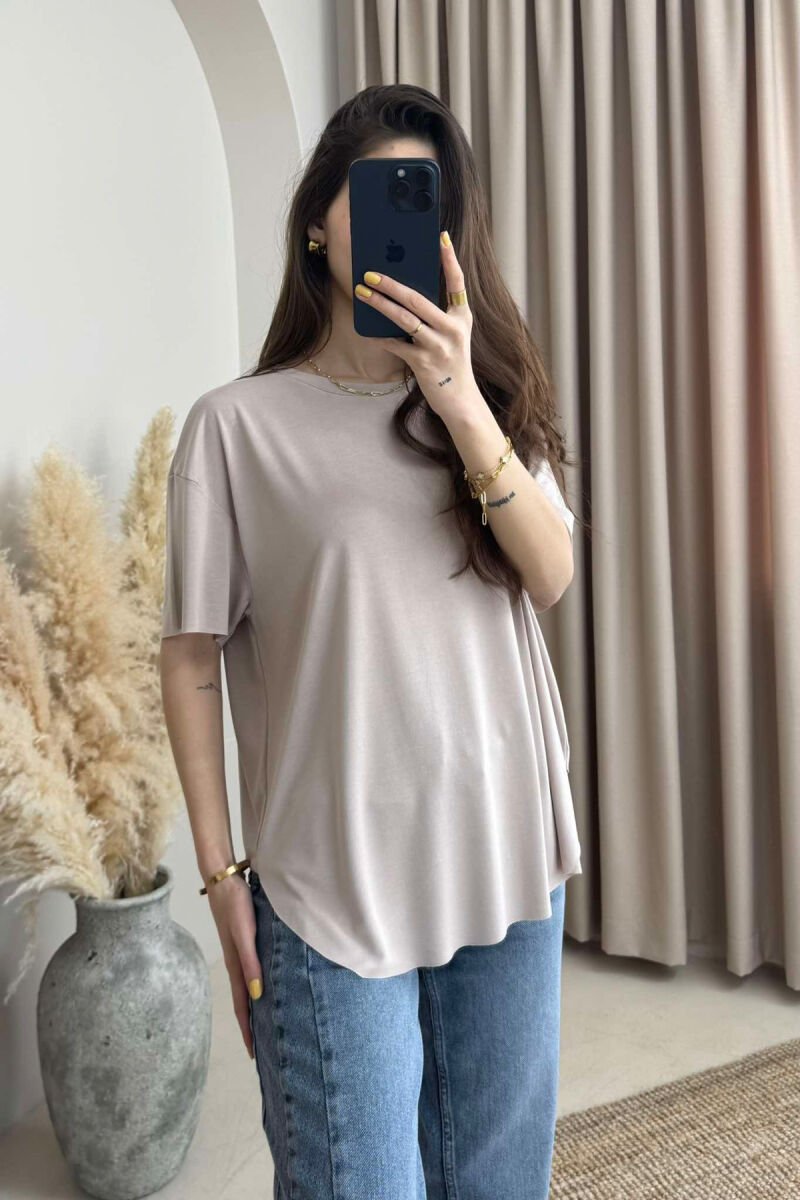T-SHIRT NJË NGJYRËSH PËR FEMRA NË NGJYRËN BEZHË - 2