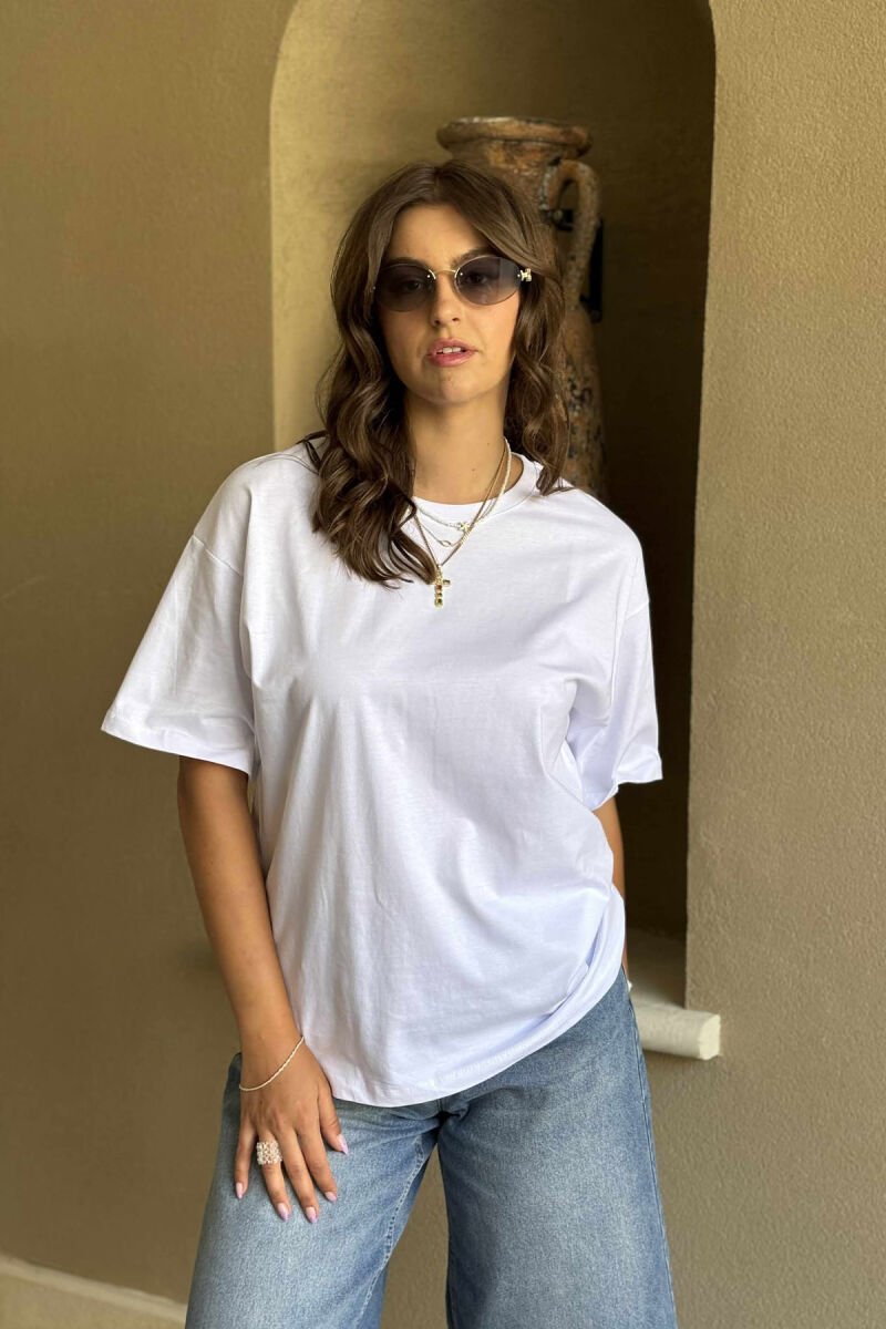 T-SHIRT NJË NGJYRËSH I THJESHTË PËR FEMRA NË NGJYRËN E BARDHË - 1