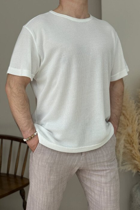 T-SHIRT NJË NGJYRËSH I THJESHTË PËR MESHKUJ NË NGJYRËN E BARDHË - 4