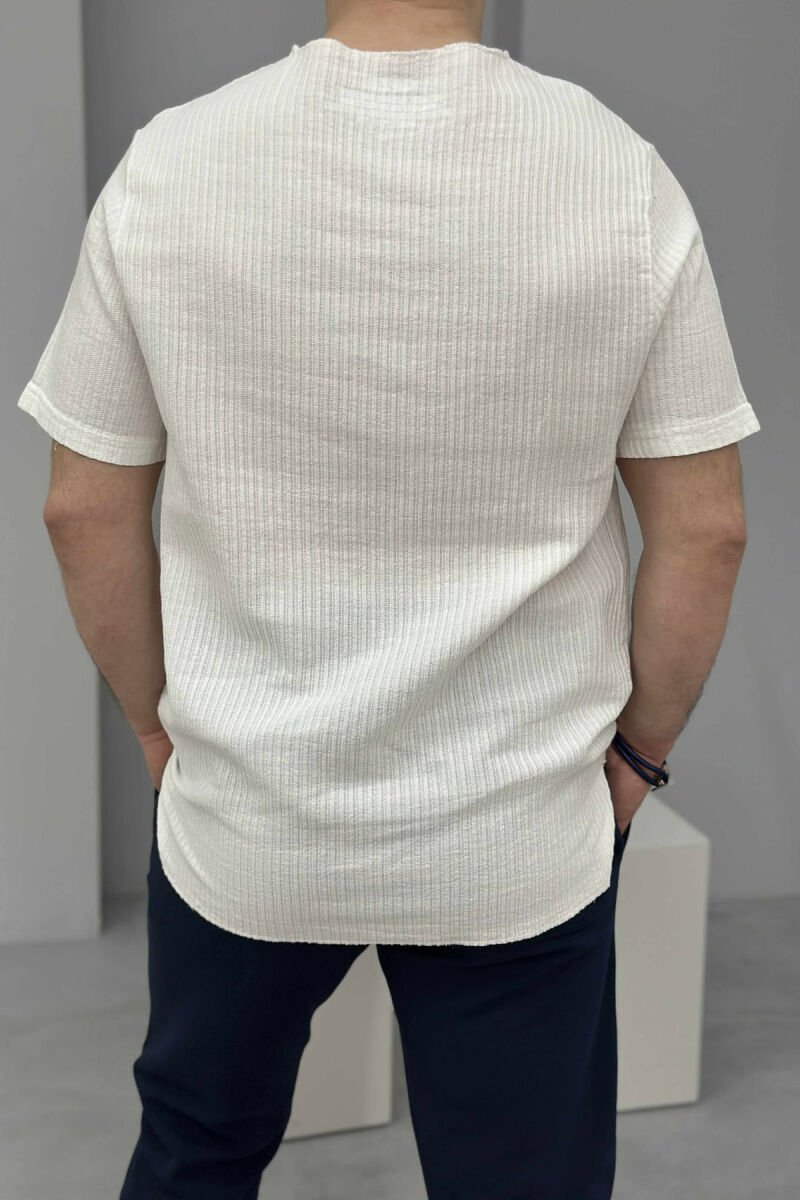 T-SHIRT NJË NGJYRËSH I THJESHTË PËR MESHKUJ NË NGJYRËN E BARDHË - 2