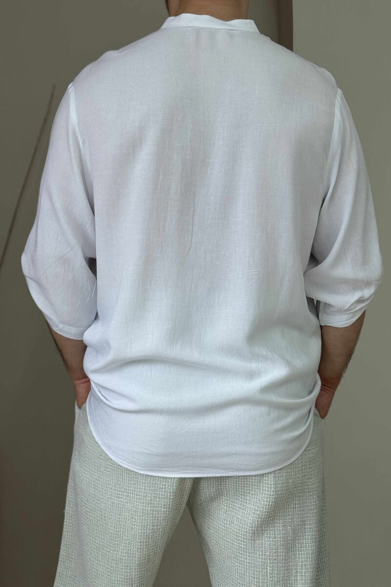 T-SHIRT NJË NGJYRËSH I THJESHTË PËR MESHKUJ NË NGJYRËN E BARDHË - 3