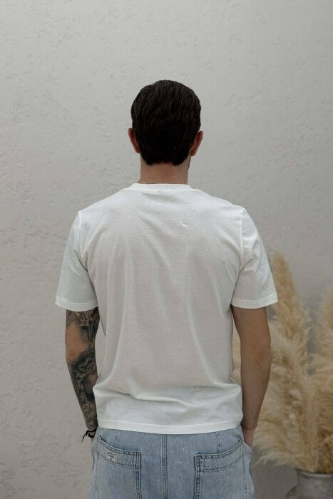 T-SHIRT NJË NGJYRËSH I THJESHTË PËR MESHKUJ NË NGJYRËN E BARDHË - 2