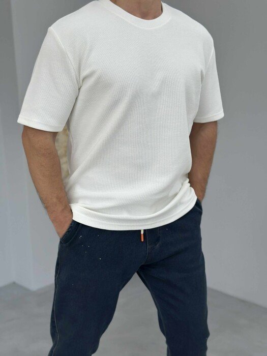 T-SHIRT NJË NGJYRËSH I THJESHTË PËR MESHKUJ NË NGJYRËN E BARDHË - KLAUDIO FASHION