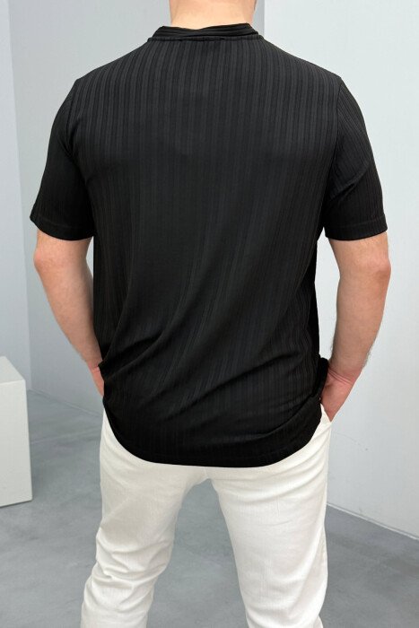 T-SHIRT NJË NGJYRËSH I THJESHTË PËR MESHKUJ NË NGJYRËN E ZEZË - 3