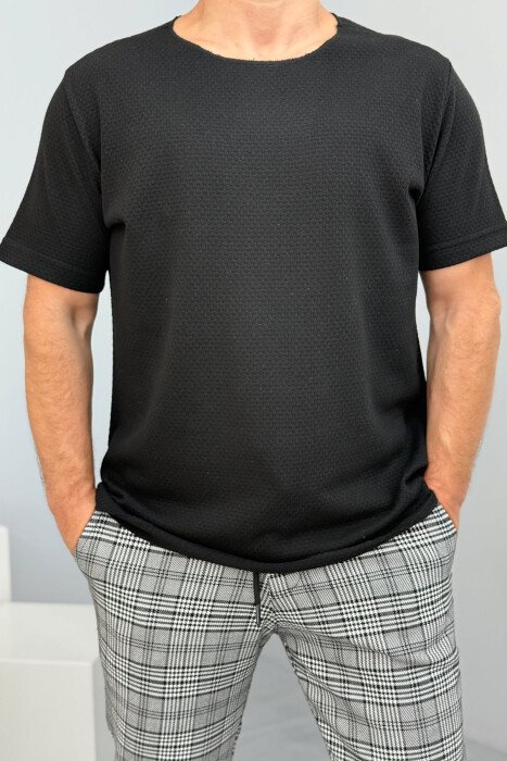 T-SHIRT I THJESHTË NJË NGJYRËSH PËR MESHKUJ NË NGJYRËN E ZEZË - 3
