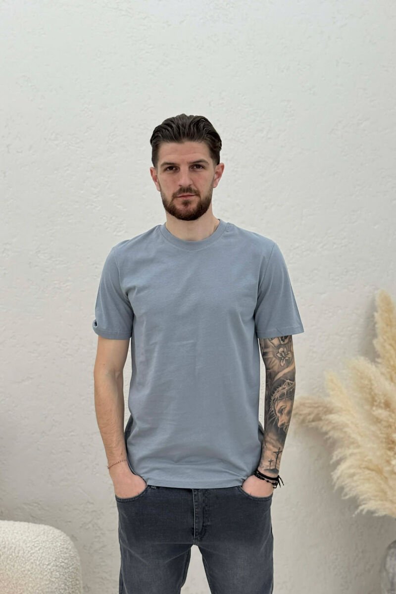 T-SHIRT NJË NGJYRËSH I THJESHTË PËR MESHKUJ NË NGJYRËN GRI - 1