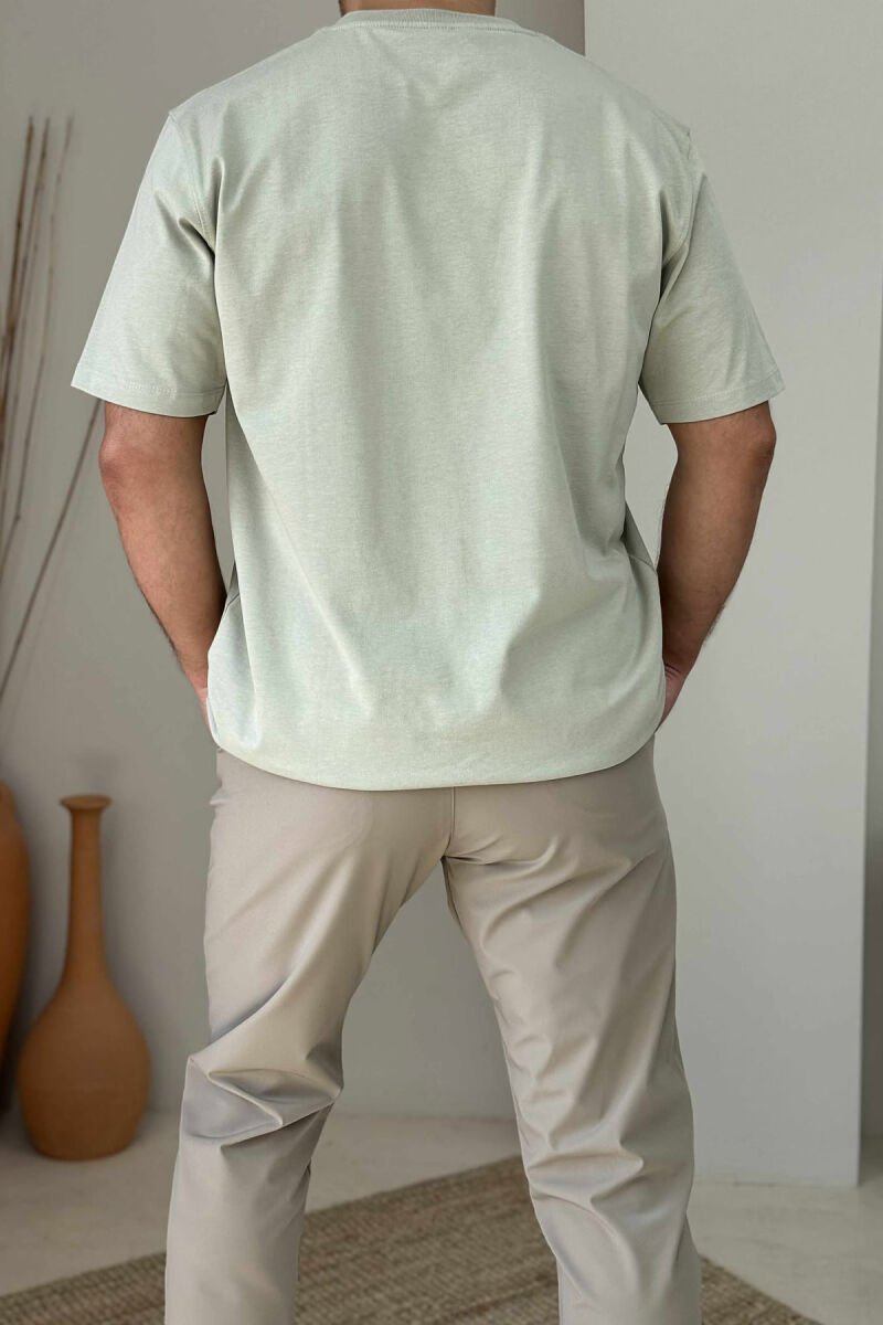 T-SHIRT NJË NGJYRËSH I THJESHTË PËR MESHKUJ NË NGJYRËN MENTE - 3