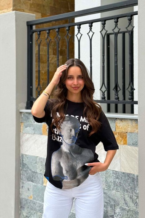T-SHIRT NJE NGJYRESH ME DIZAJN PER FEMRA NE NGJYRE TE ZEZE - 5