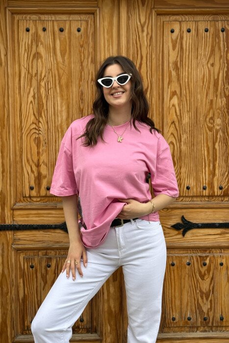 T-SHIRT NJË NGJYRËSH ME DIZAJN PËR FEMRA NË NGJYRËN ROZË - 2