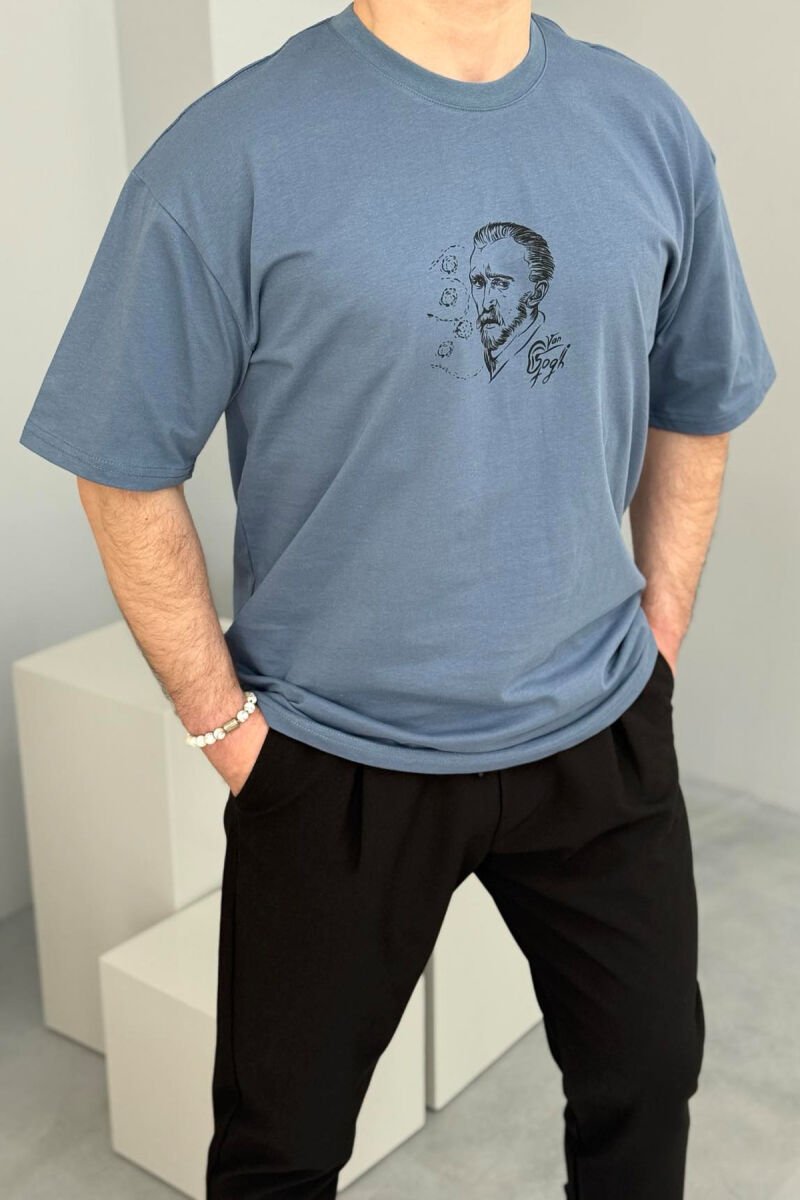T-SHIRT NJË NGJYRËSH ME DIZAJN PËR MESHKUJ NË NGJYRËN GURKAL - 1