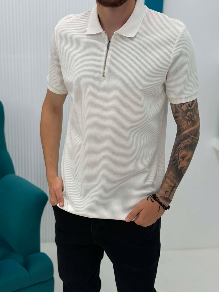 T-SHIRT NJE NGJYRESH ME JAKE ME ZINXHIR PER MESHKUJ NE NGJYRE TE BARDHE - 2