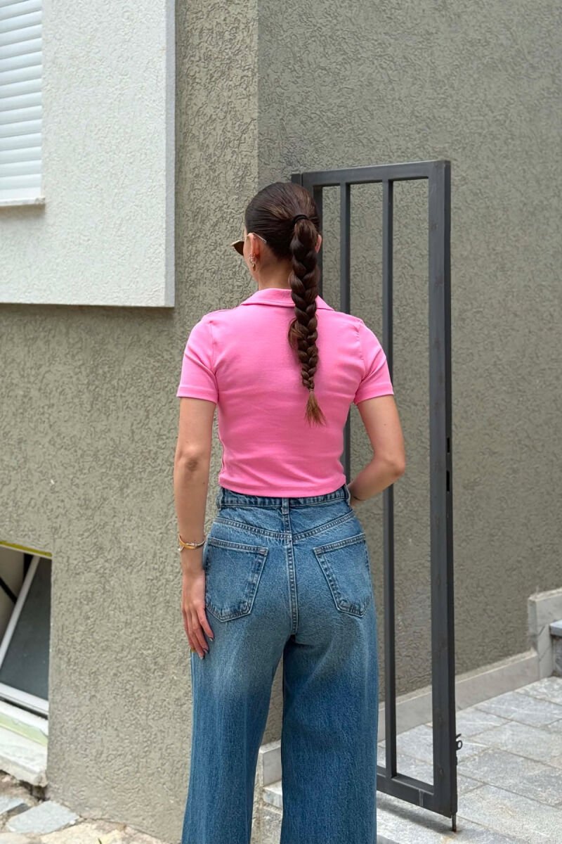 T-SHIRT NJE NGJYRESH ME JAKE POLO PER FEMRA NE NGJYRE ROZE - 2