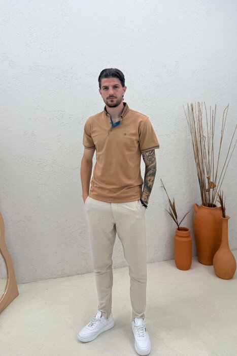 T-SHIRT NJE NGJYRESH ME JAKE POLO PER MEHSKUJ NE NGJYRE KAFE TE ZBARDHUR - 3