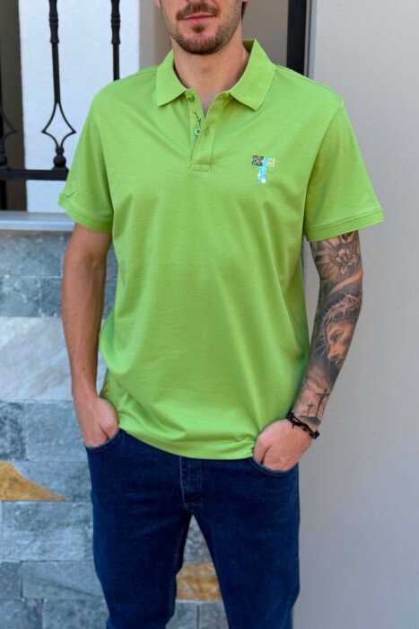 T-SHIRT NJE NGJYRESH ME JAKE POLO PER MESHKUJ NE NGJYRE JESHILE TE ZBARDHUR - 2