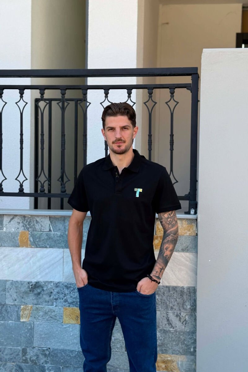 T-SHIRT NJE NGJYRESH ME JAKE POLO PER MESHKUJ NE NGJYRE TE ZEZE - 1