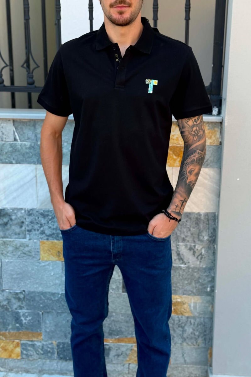 T-SHIRT NJE NGJYRESH ME JAKE POLO PER MESHKUJ NE NGJYRE TE ZEZE - 2