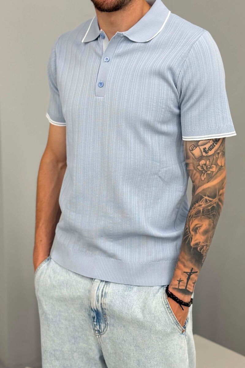 T-SHIRT NJE NGJYRESH ME JAKE POLO PER MESHKUJ NE NGJYRE BLU E ZBARDHUR - 3