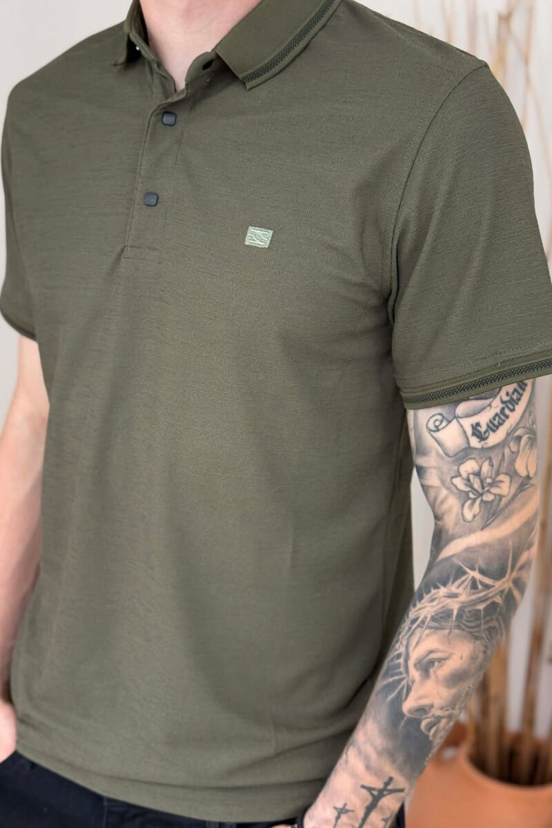 T-SHIRT NJE NGJYRESH ME JAKE POLO PER MESHKUJ NE NGJYRE JESHILE - 2