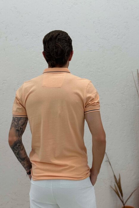 T-SHIRT NJE NGJYRESH ME JAKE POLO PER MESHKUJ NE NGJYRE PORTOKALLI - 2