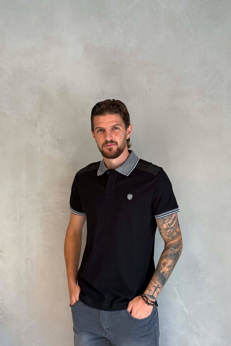 T-SHIRT NJE NGJYRESH ME JAKE POLO PER MESHKUJ NE NGJYRE TE ZEZE - 1