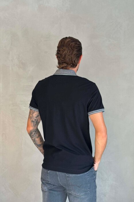 T-SHIRT NJE NGJYRESH ME JAKE POLO PER MESHKUJ NE NGJYRE TE ZEZE - 4