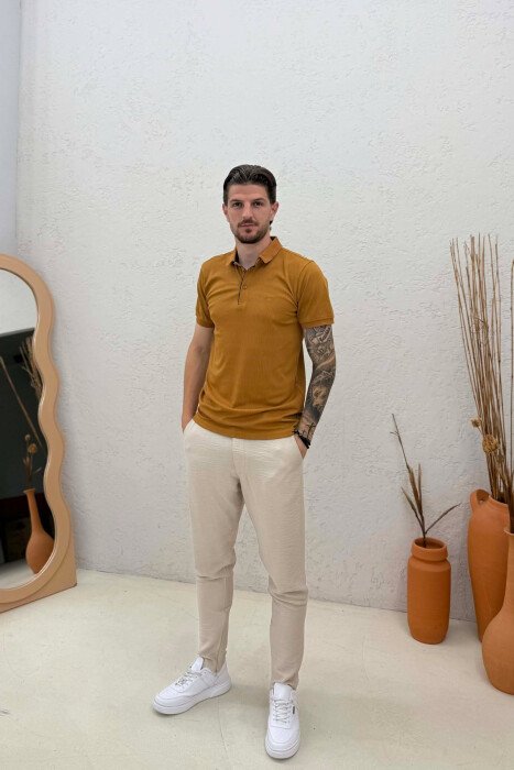 T-SHIRT NJE NGJYRESH ME JAKE POLO PER MESHKUJ NE NGJYRE KAFE TE ZBARDHUR - 3