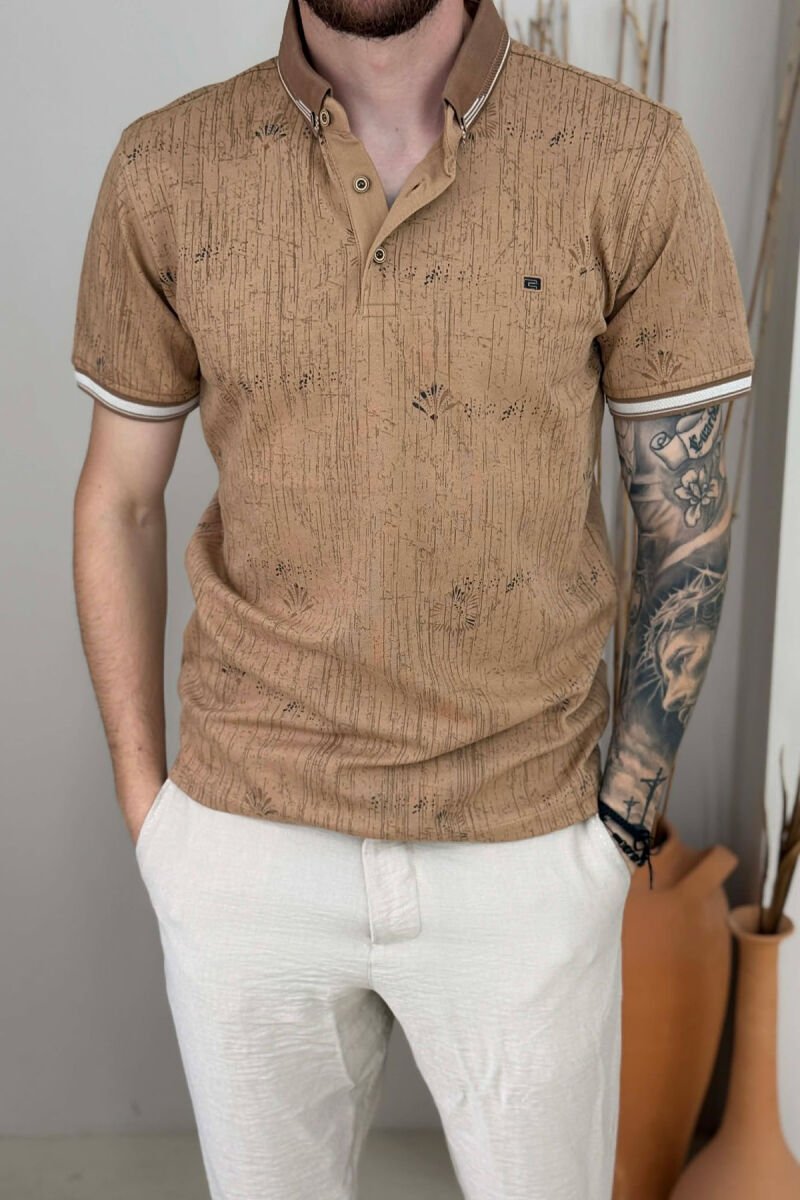 T-SHIRT NJE NGJYRESH ME JAKE POLO PER MESHKUJ NE NGJYRE BEZHE - 4