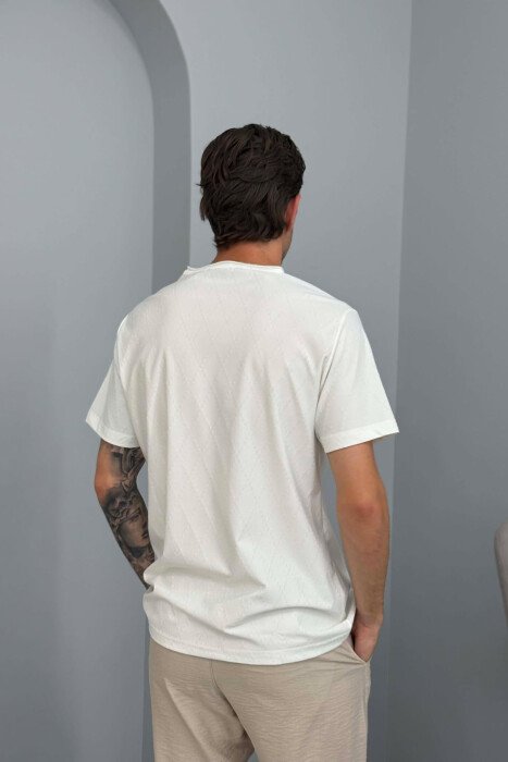T-SHIRT NJË NGJYRËSH ME KOPSA PËR MESHKUJ NË NGJYRËN E BARDHË - 2
