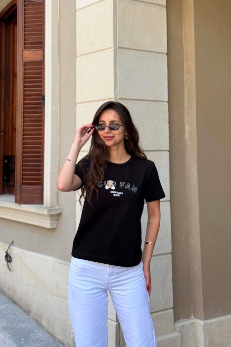 T-SHIRT NJE NGJYRESH ME LOGO DHE SHKRIME PER FEMRA NE NGJYRE TE ZEZE - 3