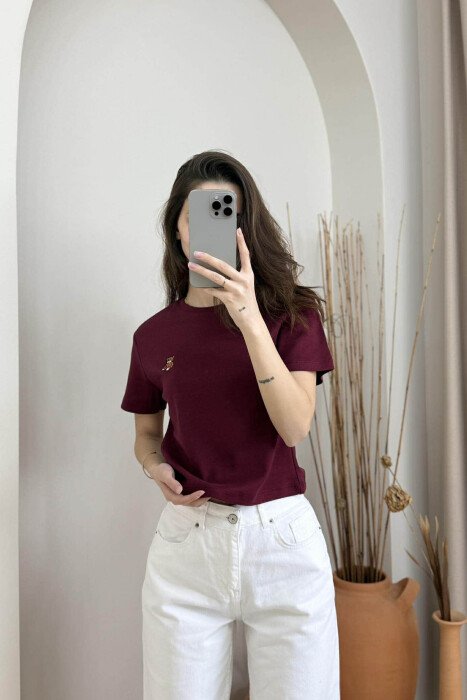 T-SHIRT NJË NGJYRËSH ME LOGON E ARUSHIT PËR FEMRA NË NGJYRËN VISHNJË - 1