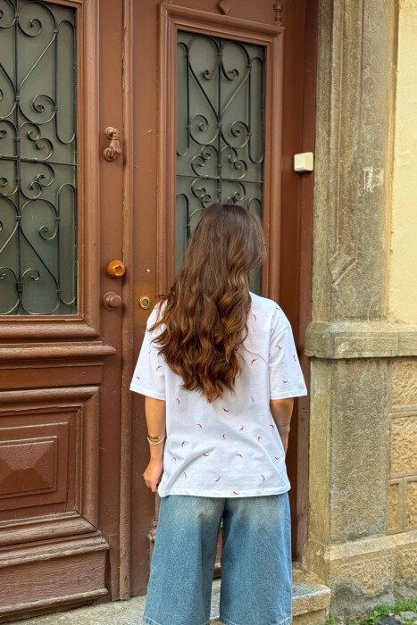 T-SHIRT NJE NGJYRESH ME PRINTE PER FEMRA NE NGJYRE TE BARDHE - 4