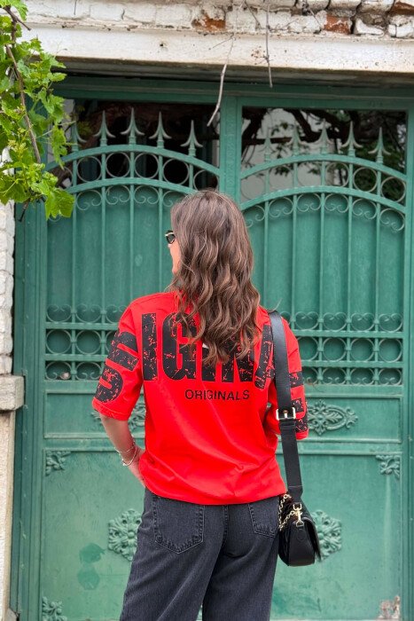T-SHIRT NJE NGJYRESH ME SHKRIME PER FEMRA NE NGJYRE PORTOKALLI + 6 PALE ÇORAPE DHURATE - 3