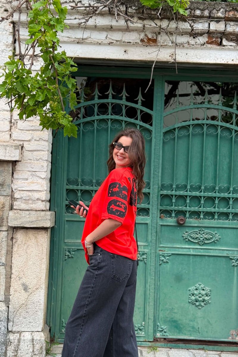 T-SHIRT NJE NGJYRESH ME SHKRIME PER FEMRA NE NGJYRE PORTOKALLI + 6 PALE ÇORAPE DHURATE - 5