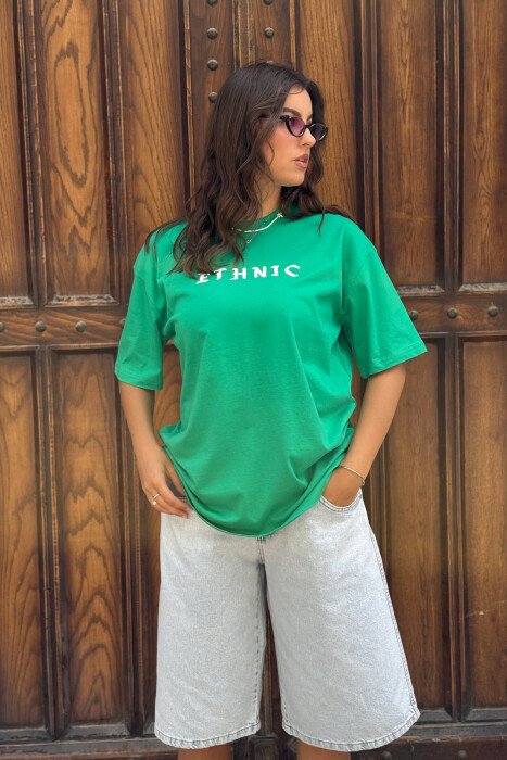 T-SHIRT NJË NGJYRËSH ME SHKRIME PËR FEMRA NË NGJYRËN JESHILE - 2