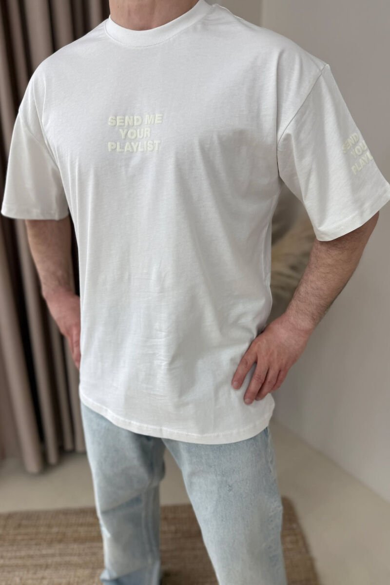 T-SHIRT NJË NGJYRËSH ME SHKRIME PËR MESHKUJ NË NGJYRËN E BARDHË - 4