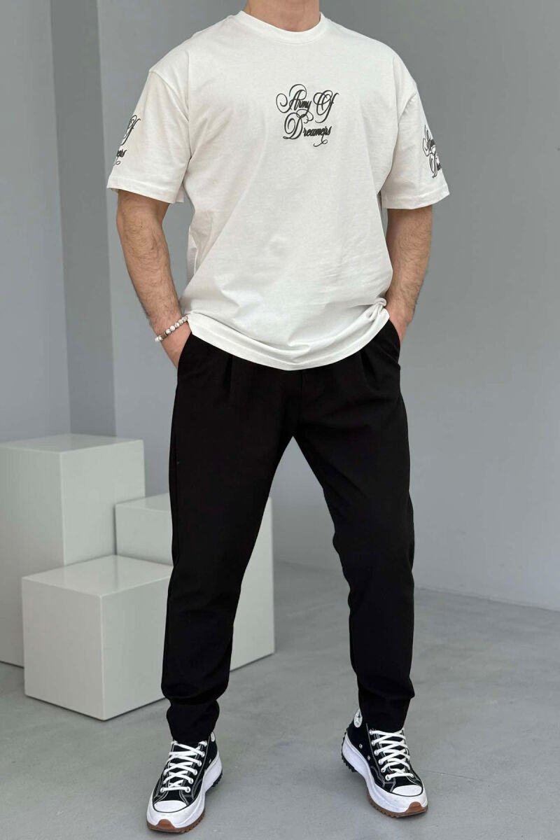 T-SHIRT NJË NGJYRËSH ME SHKRIME PËR MESHKUJ NË NGJYRËN E BARDHË - 2