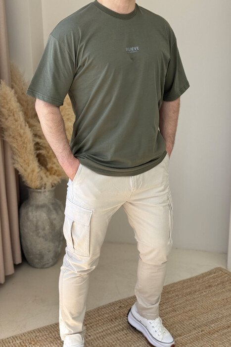 T-SHIRT NJË NGJYRËSH ME SHKRIME PËR MESHKUJ NË NGJYRËN ULLI - 2